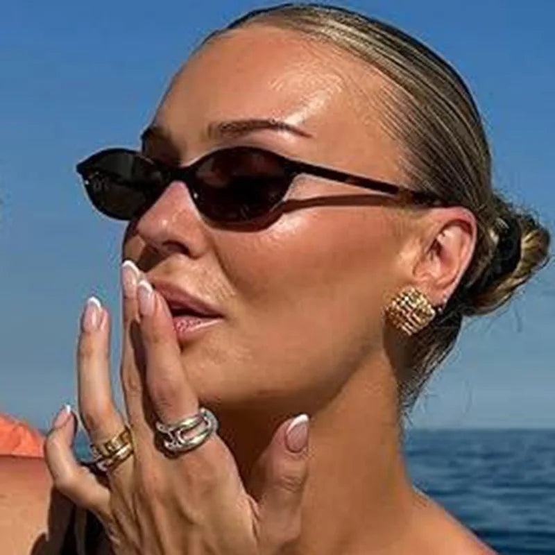 Retro Cat Eye Sunglasses